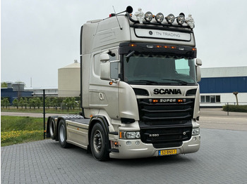 Vlačilec SCANIA R 580