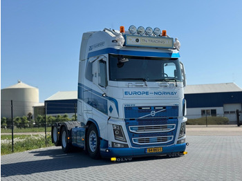 Vlačilec VOLVO FH16 750
