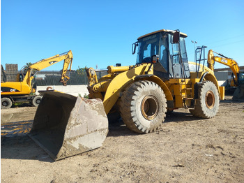 Nakladalec CATERPILLAR 962H