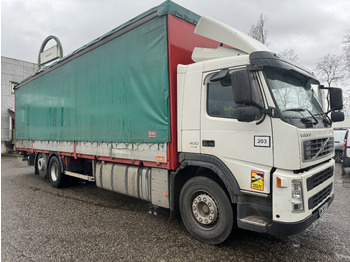 Tovornjak s ponjavo VOLVO FM 400