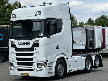Vlačilec SCANIA S 650
