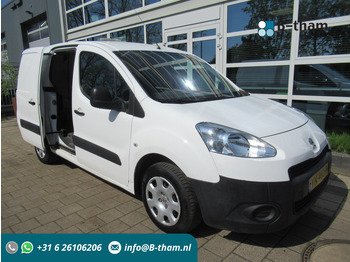 Dostavno vozilo z zabojnikom PEUGEOT Partner