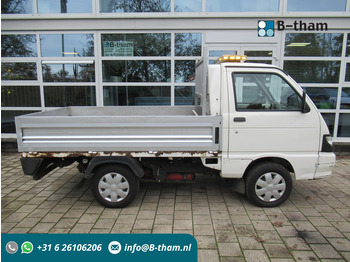 Dostavno vozilo s kesonom PIAGGIO