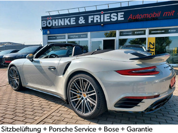 Avtomobil PORSCHE