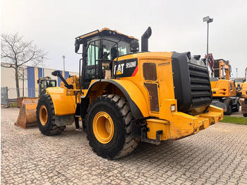 Kolesni nakladalec CATERPILLAR 950M