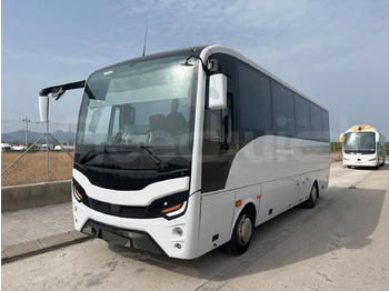 Potovalni avtobus Isuzu Grand Toro: slika 4 Potovalni avtobus Isuzu Grand Toro: slika 4