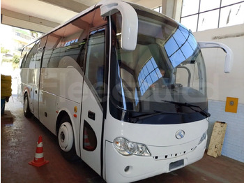 Potovalni avtobus