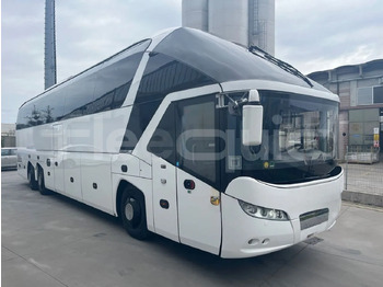 Potovalni avtobus NEOPLAN