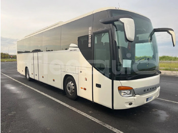 Potovalni avtobus SETRA