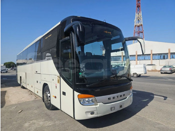 Potovalni avtobus SETRA
