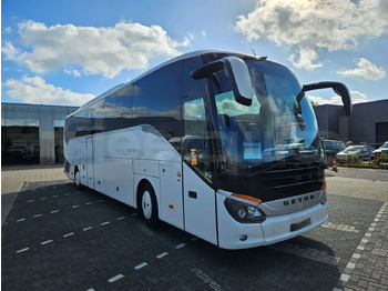 Potovalni avtobus SETRA