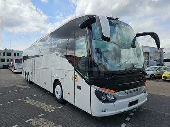 Potovalni avtobus SETRA