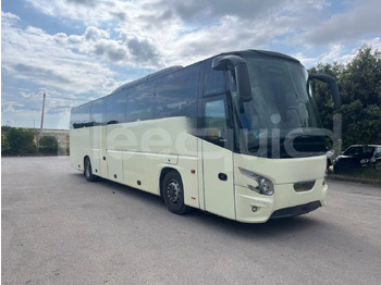 Potovalni avtobus