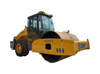 Cestni valjar XCMG XS223J