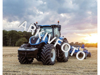 Traktor NEW HOLLAND T7
