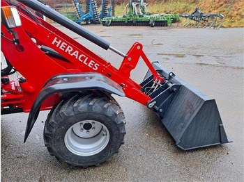 Zgibni nakladalnik Heracles H220: slika 4