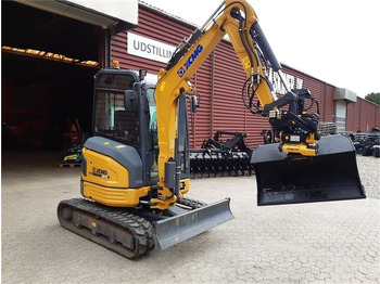 Mini bager XCMG xe27e: slika 2