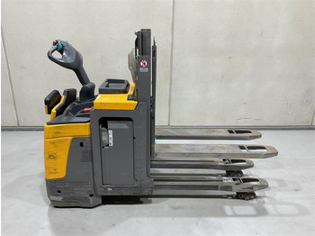 Stroj za zlaganje JUNGHEINRICH ERD