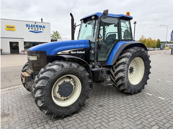Traktor NEW HOLLAND 8360