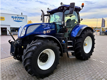 Traktor NEW HOLLAND T7.270