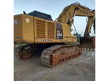 Bager goseničar KOMATSU PC600