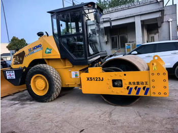 XCMG XS123J lizing XCMG XS123J: slika 1