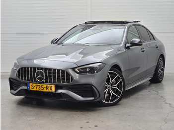 Limuzina MERCEDES-BENZ