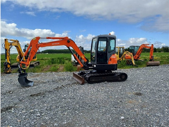 Mini bager Hitachi EX50 u kallistuvalla liittimellä: slika 2