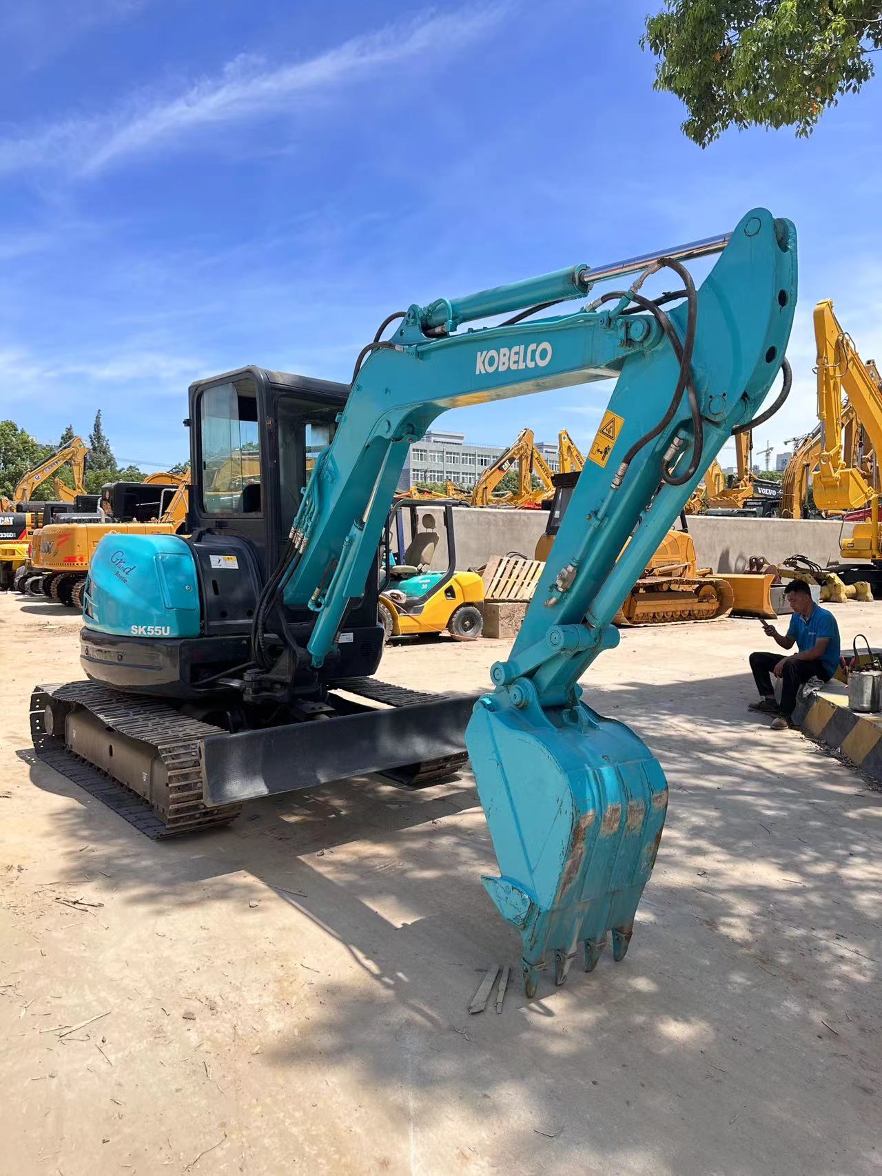 Mini bager KOBELCO SK55: slika 5