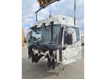 Kabina RENAULT T