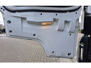 Vrata in deli RENAULT T