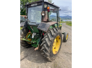 1980 John Deere 1030 tractor w/ twin deck and duun cabin. See hours. lizing 1980 John Deere 1030 tractor w/ twin deck and duun cabin. See hours.: slika 2