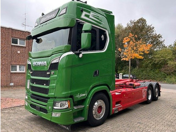 Kotalni prekucni tovornjak SCANIA S 580