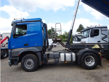 Vlačilec Mercedes-Benz 1853 Arocs SZM mit Kipperpumpe: slika 3