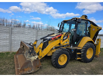 Bager nakladalec CATERPILLAR