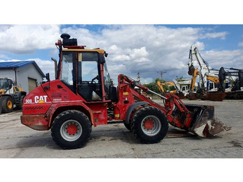 Kolesni nakladalec CAT 908: slika 4
