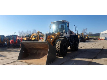 Kolesni nakladalec LIEBHERR L 550