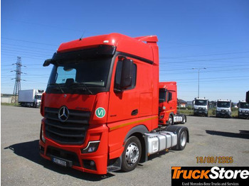 Vlačilec MERCEDES-BENZ Actros 1845