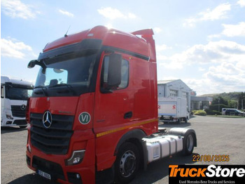 Vlačilec MERCEDES-BENZ Actros 1845