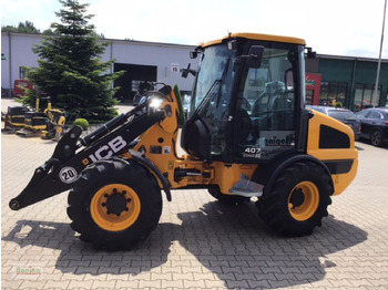 Kolesni nakladalec JCB 407: slika 5