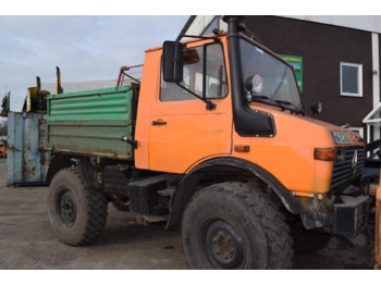 Komunalno/ Posebno vozilo UNIMOG U1200