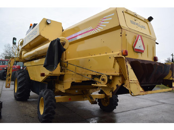 Kombajn harvester New Holland TC 56: slika 5