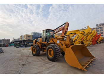 Kolesni nakladalec CATERPILLAR 950H