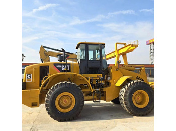 Kolesni nakladalec CATERPILLAR 966H