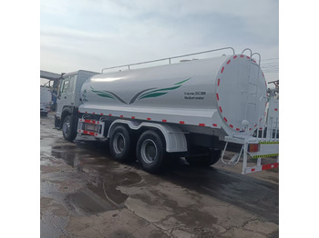 Tovornjak cisterna SINOTRUK HOWO