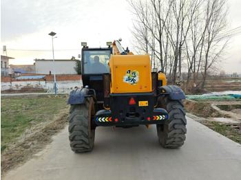 Dosežni viličar JCB 540-1700: slika 5