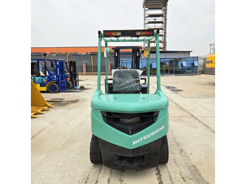 Diesel viličar Mitsubishi FD30: slika 3 Diesel viličar Mitsubishi FD30: slika 3