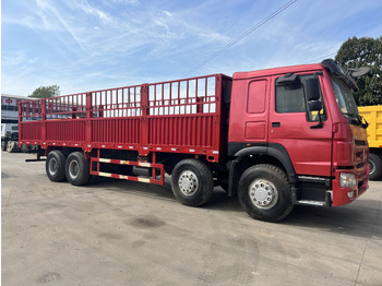 Tovornjak SINOTRUK HOWO 8*4 Fence Truck: slika 4