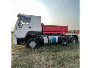 Vlačilec SINOTRUK HOWO tralier head: slika 3