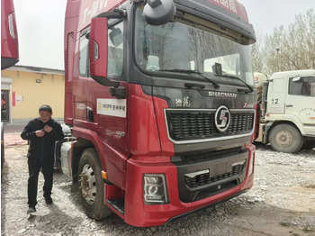 Vlačilec Shacman X5000: slika 3 Vlačilec Shacman X5000: slika 3